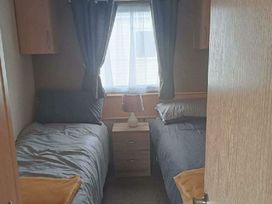 Skipsea Sands Holiday Park - Holiday Accommodation 21243 - North Yorkshire (incl. Whitby) - 1187819 - thumbnail photo 7