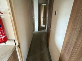 Devon Cliffs Holiday Park - Holiday Accommodation 21246 - Devon - 1187822 - thumbnail photo 10