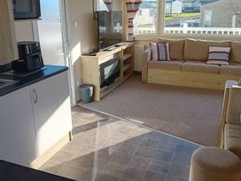 Pendine Sands - Holiday Accommodation 21251 - South Wales - 1187826 - thumbnail photo 10