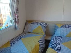 Pendine Sands - Holiday Accommodation 21251 - South Wales - 1187826 - thumbnail photo 15