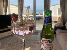 Quay West Holiday Park - Holiday Accommodation 21264 - Mid Wales - 1187827 - thumbnail photo 1