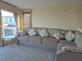 Quay West Holiday Park - Holiday Accommodation 21264 - Mid Wales - 1187827 - thumbnail photo 12