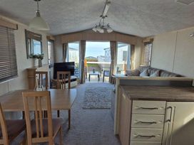 Quay West Holiday Park - Holiday Accommodation 21264 - Mid Wales - 1187827 - thumbnail photo 17