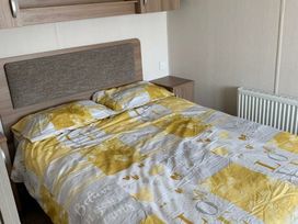 Devon Cliffs Holiday Park - Holiday Accommodation 21275 - Devon - 1187828 - thumbnail photo 1