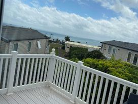 Devon Cliffs Holiday Park - Holiday Accommodation 21275 - Devon - 1187828 - thumbnail photo 8