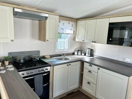 Waterside, Paignton - Holiday Accommodation 21281 - Devon - 1187830 - thumbnail photo 6