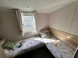 Waterside, Paignton - Holiday Accommodation 21281 - Devon - 1187830 - thumbnail photo 7
