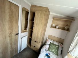 Waterside, Paignton - Holiday Accommodation 21281 - Devon - 1187830 - thumbnail photo 8