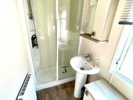 Clarach Bay Holiday Village - Holiday Accommodation 21282 - Mid Wales - 1187831 - thumbnail photo 6