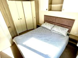 Clarach Bay Holiday Village - Holiday Accommodation 21282 - Mid Wales - 1187831 - thumbnail photo 8