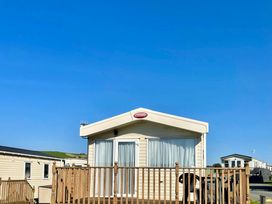 Clarach Bay Holiday Village - Holiday Accommodation 21282 - Mid Wales - 1187831 - thumbnail photo 13
