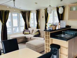 Rockley Park - Holiday Accommodation 21290 - Dorset - 1187838 - thumbnail photo 4