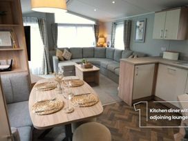Fallbarrow Holiday Park - Holiday Accommodation 21293 - Lake District - 1187841 - thumbnail photo 7