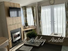 Flamingo Land Holiday Park - Holiday Accommodation 21294 - North Yorkshire (incl. Whitby) - 1187842 - thumbnail photo 2