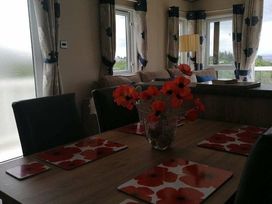 Wemyss Bay Holiday Park - Holiday Accommodation 21296 - Scottish Lowlands - 1187844 - thumbnail photo 9