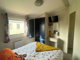 Doniford Bay - Holiday Accommodation 21304 - Devon - 1187850 - thumbnail photo 7