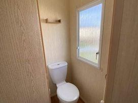 Golden Palm Resort - Holiday Accommodation 21311 - Lincolnshire - 1187854 - thumbnail photo 4