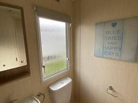 Golden Palm Resort - Holiday Accommodation 21311 - Lincolnshire - 1187854 - thumbnail photo 5