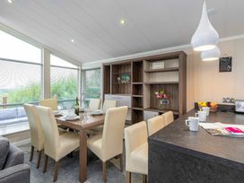 Hafan y Mor Haven - Holiday Accommodation 21313 - North Wales - 1187856 - thumbnail photo 9