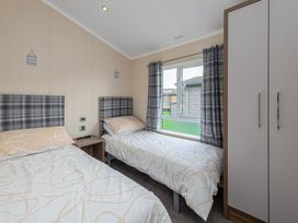 Hafan y Mor Haven - Holiday Accommodation 21313 - North Wales - 1187856 - thumbnail photo 16