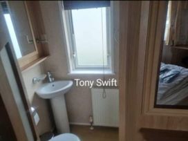 Golden Palm Resort - Holiday Accommodation 21314 - Lincolnshire - 1187857 - thumbnail photo 12