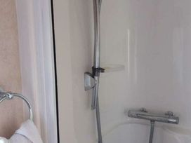 Golden Palm Resort - Holiday Accommodation 21314 - Lincolnshire - 1187857 - thumbnail photo 13