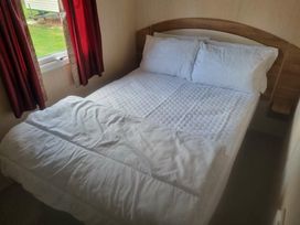 Golden Palm Resort - Holiday Accommodation 21315 - Lincolnshire - 1187858 - thumbnail photo 7
