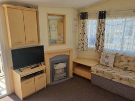 Golden Palm Resort - Holiday Accommodation 21321 - Lincolnshire - 1187863 - thumbnail photo 1