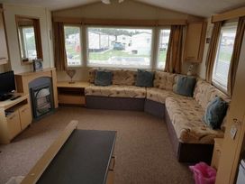 Golden Palm Resort - Holiday Accommodation 21321 - Lincolnshire - 1187863 - thumbnail photo 3