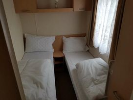 Golden Palm Resort - Holiday Accommodation 21321 - Lincolnshire - 1187863 - thumbnail photo 9