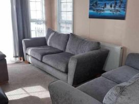 Golden Palm Resort - Holiday Accommodation 21323 - Lincolnshire - 1187865 - thumbnail photo 4
