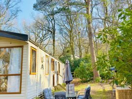 Kelling Heath Holiday Park - Holiday Accommodation 21324 - Norfolk - 1187866 - thumbnail photo 9