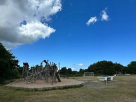 Kelling Heath Holiday Park - Holiday Accommodation 21324 - Norfolk - 1187866 - thumbnail photo 17
