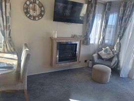 Rockley Park - Holiday Accommodation 21335 - Dorset - 1187873 - thumbnail photo 8