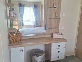 Rockley Park - Holiday Accommodation 21335 - Dorset - 1187873 - thumbnail photo 10