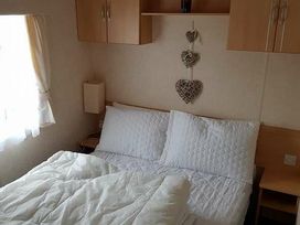 Golden Palm Resort - Holiday Accommodation 21343 - Lincolnshire - 1187879 - thumbnail photo 8