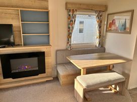 Kiln Park Holiday Park - Holiday Accommodation 21347 - South Wales - 1187882 - thumbnail photo 2