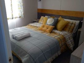 Beverley Bay Holiday Park - Holiday Accommodation 21348 - Devon - 1187883 - thumbnail photo 11