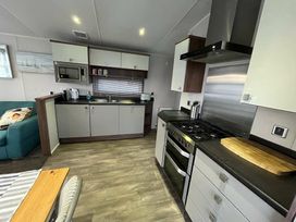 Rockley Park - Holiday Accommodation 21353 - Dorset - 1187887 - thumbnail photo 5