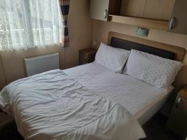 Golden Palm Resort - Holiday Accommodation 21354 - Lincolnshire - 1187888 - thumbnail photo 5