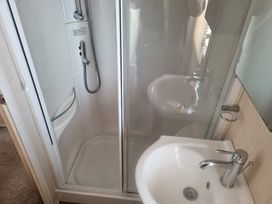 Golden Palm Resort - Holiday Accommodation 21354 - Lincolnshire - 1187888 - thumbnail photo 7