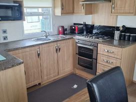 Golden Palm Resort - Holiday Accommodation 21357 - Lincolnshire - 1187891 - thumbnail photo 5