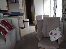 Trecco Bay - Holiday Accommodation 2136 - Somerset & Wiltshire - 1187893 - thumbnail photo 19