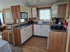 Golden Palm Resort - Holiday Accommodation 21361 - Lincolnshire - 1187895 - thumbnail photo 4