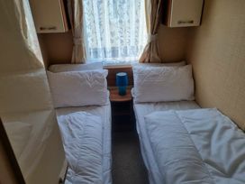 Golden Palm Resort - Holiday Accommodation 21361 - Lincolnshire - 1187895 - thumbnail photo 10