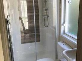 Greenacres Holiday Park - Holiday Accommodation 21365 - North Wales - 1187899 - thumbnail photo 10