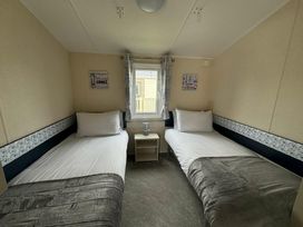 Golden Palm Resort - Holiday Accommodation 21370 - Lincolnshire - 1187901 - thumbnail photo 5