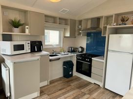 Golden Palm Resort - Holiday Accommodation 21370 - Lincolnshire - 1187901 - thumbnail photo 8