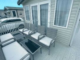 Golden Palm Resort - Holiday Accommodation 21371 - Lincolnshire - 1187902 - thumbnail photo 10