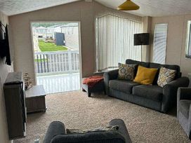 Golden Palm Resort - Holiday Accommodation 21373 - Lincolnshire - 1187904 - thumbnail photo 3